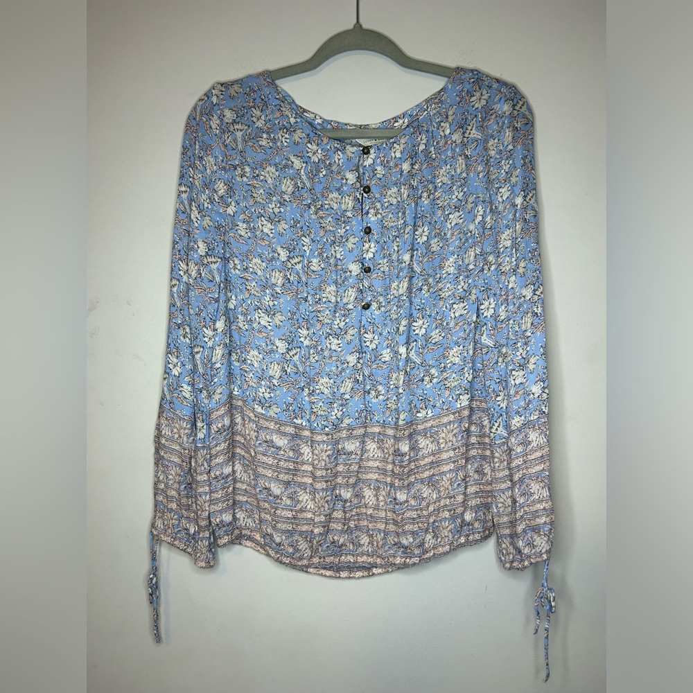 Lucky Brand Blue Floral Boho top. Womens Small